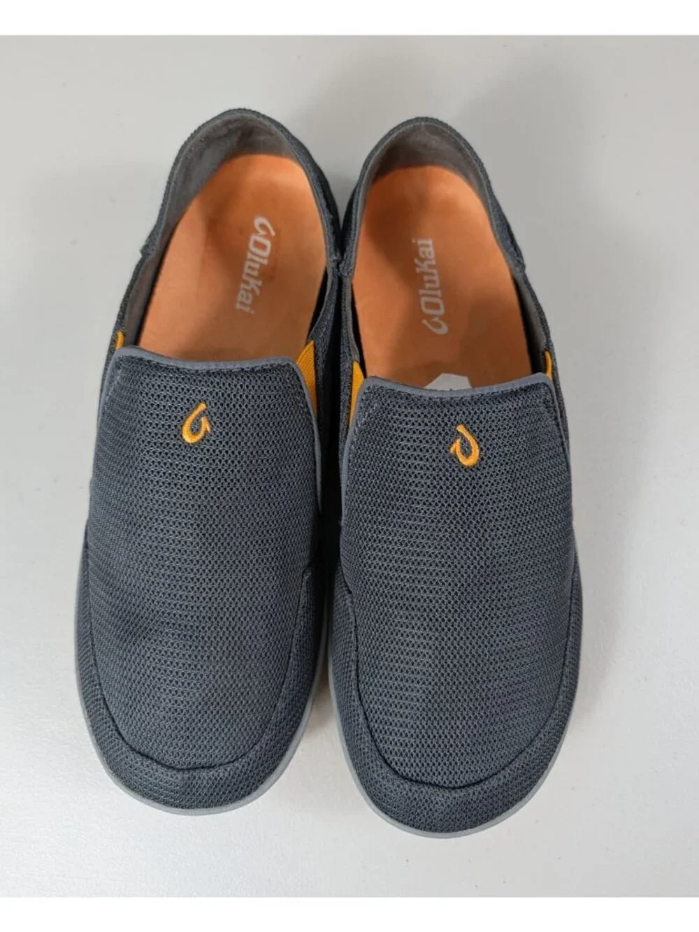 olukai Nohea mesh men's gray slip-on shoes size 9.5
